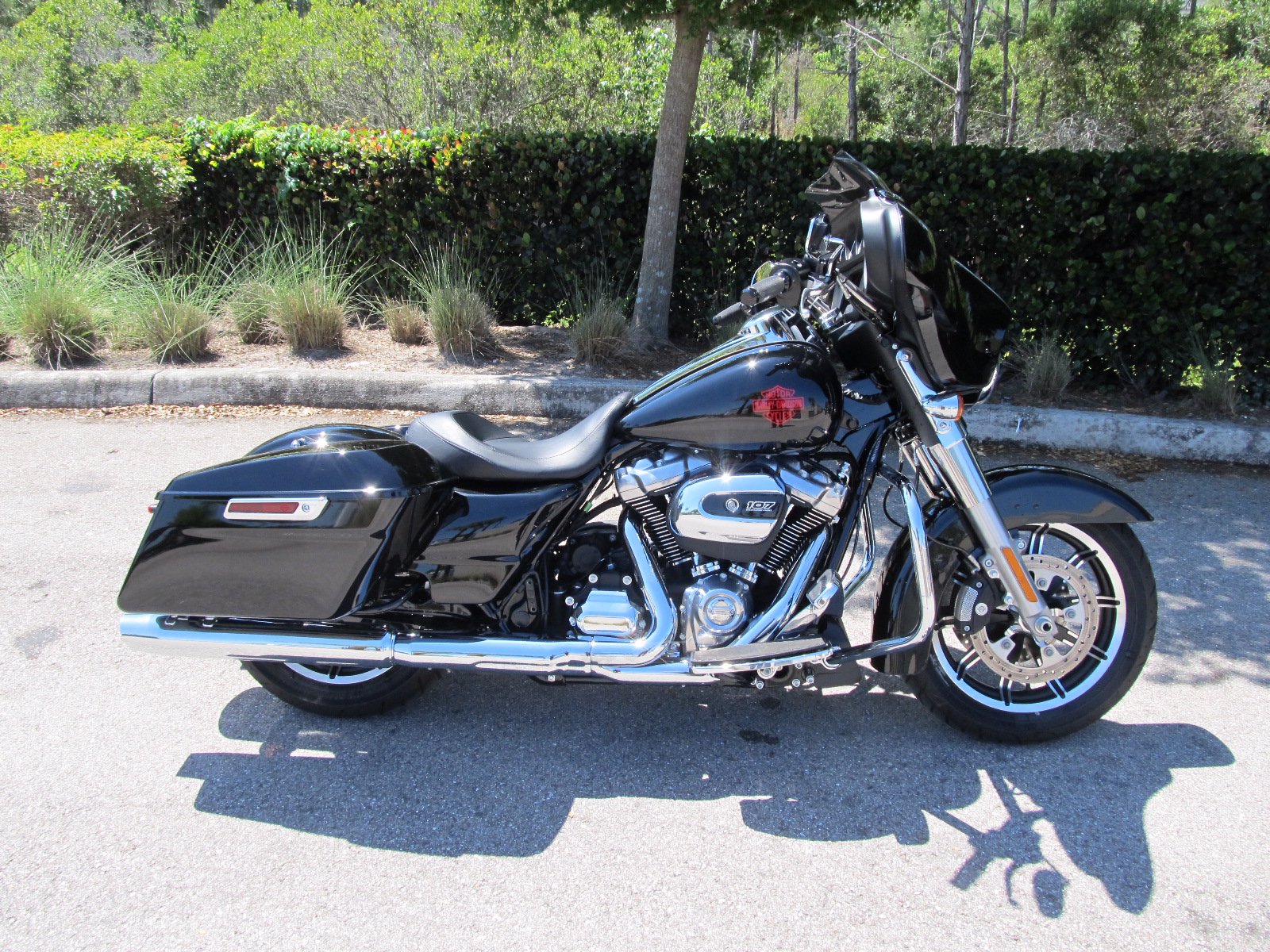 Pre-Owned 2019 Harley-Davidson Electra Glide Standard FLHT Touring in ...