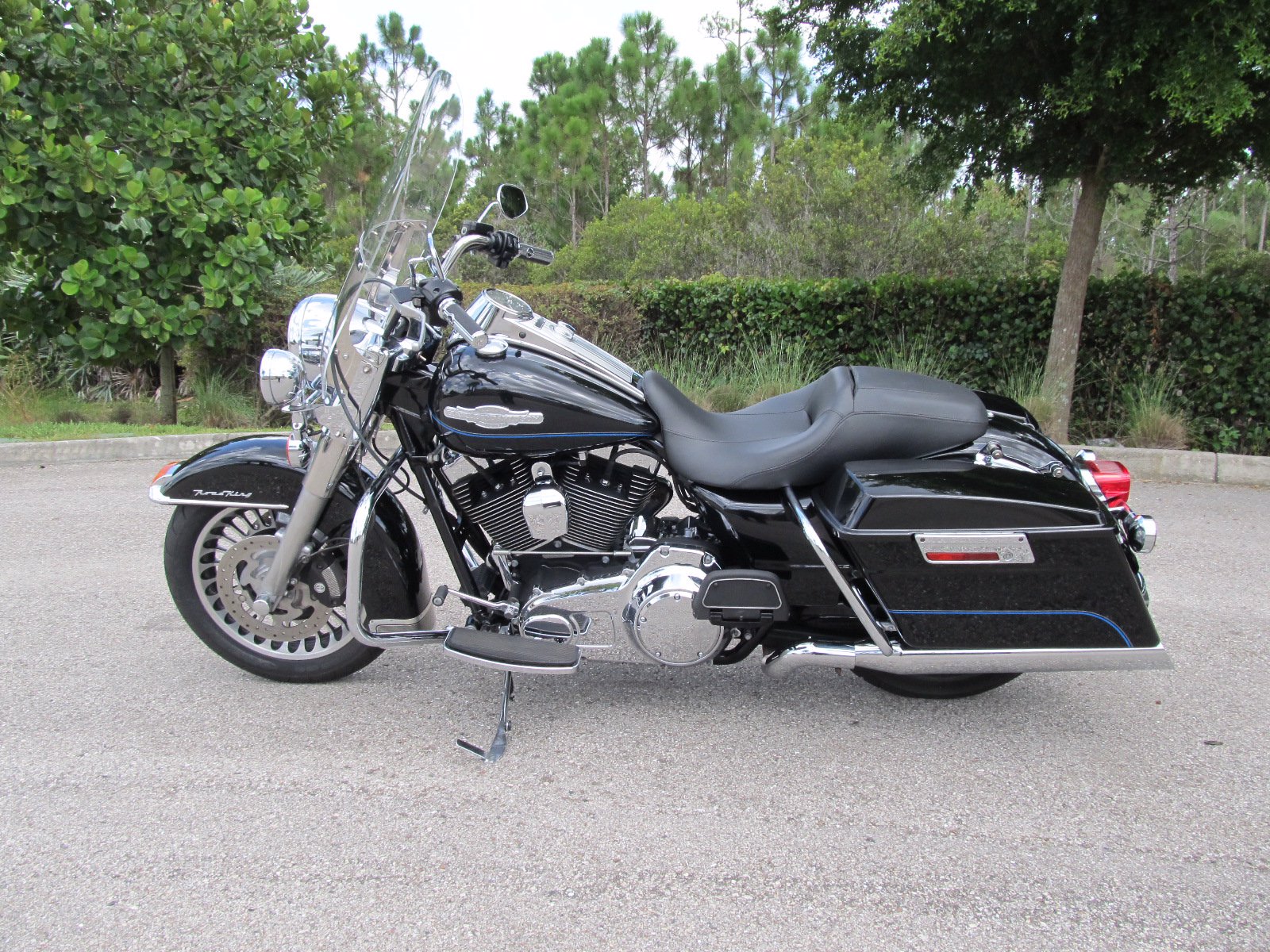 Pre-Owned 2010 Harley-Davidson Road King FLHR Touring in Sunrise # ...