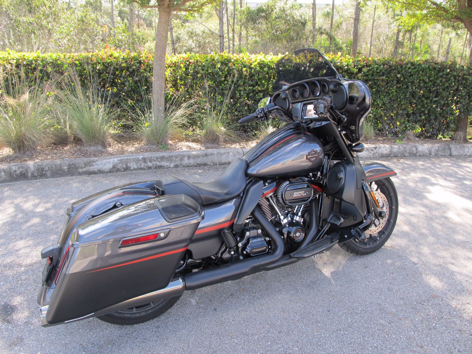 Pre-Owned 2018 Harley-Davidson Street Glide CVO FLHXSE CVO/Touring in
