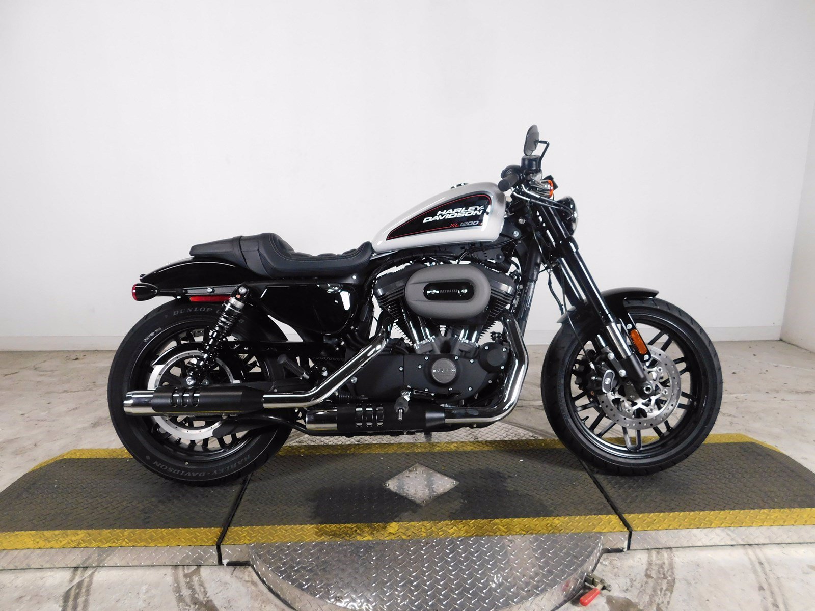 harley sportster roadster 1200